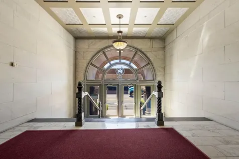 300 Wall Street Saint Paul MN 55101