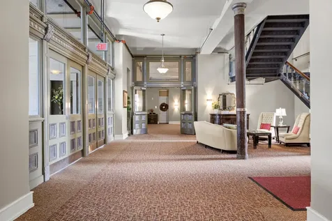 300 Wall Street Saint Paul MN 55101