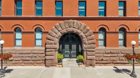 300 Wall Street Saint Paul MN 55101