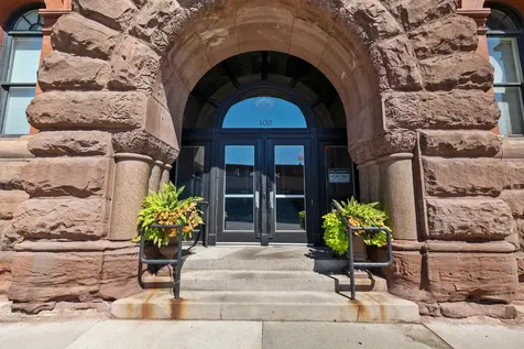 300 Wall Street Saint Paul MN 55101