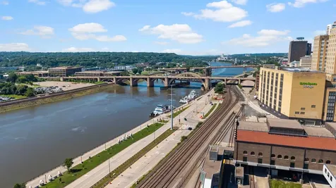 300 Wall Street Saint Paul MN 55101