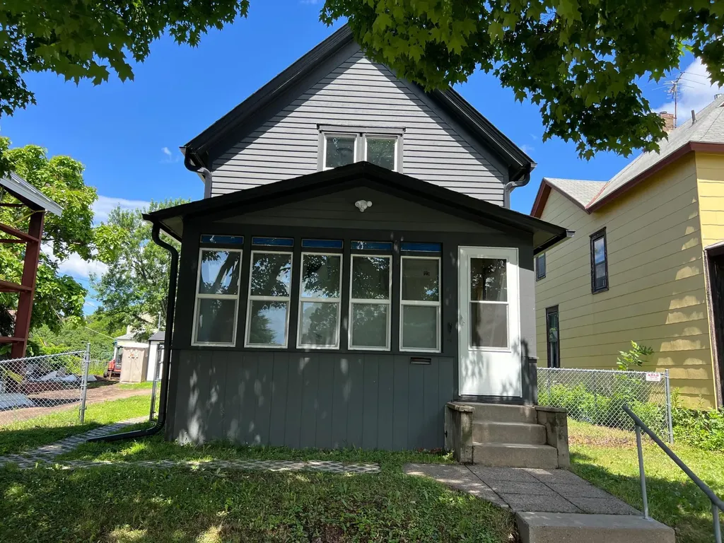 685 Stewart Avenue Saint Paul MN 55102