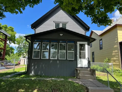 685 Stewart Avenue Saint Paul MN 55102