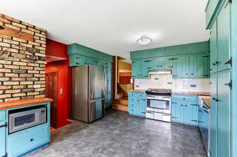 7033 Courtly Road Woodbury MN 55125