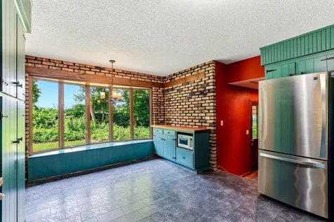 7033 Courtly Road Woodbury MN 55125