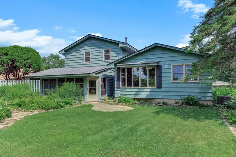7033 Courtly Road Woodbury MN 55125