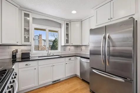 7221 Cornelia Drive Edina MN 55435