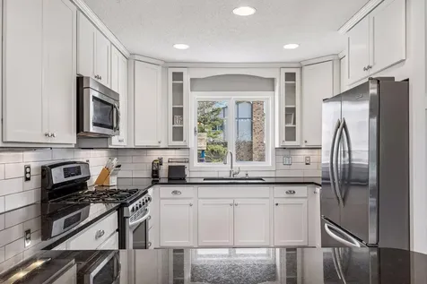 7221 Cornelia Drive Edina MN 55435