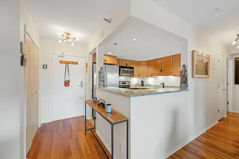 20 2nd Street NE Minneapolis MN 55413