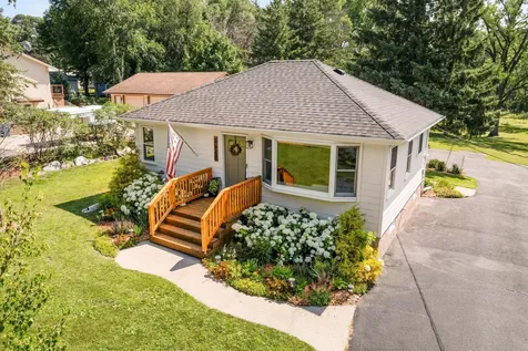 3520 Edgerton Street Vadnais Heights MN 55127