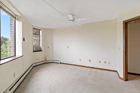 2601 Kenzie Terrace Saint Anthony MN 55418