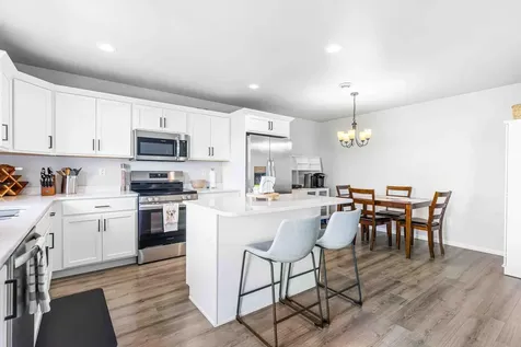1445 68th Avenue S Fargo ND 58104