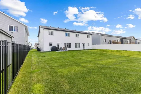 1445 68th Avenue S Fargo ND 58104
