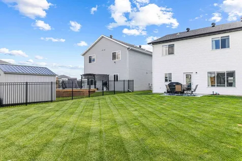 1445 68th Avenue S Fargo ND 58104