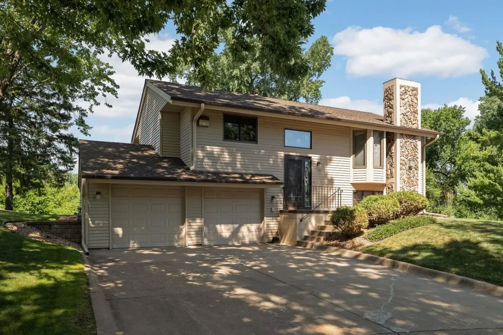 3140 Quarry Court Eagan MN 55121