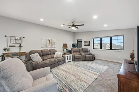 4884 Bluebell Loop S Fargo ND 58104