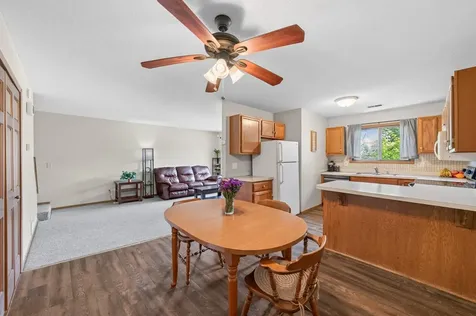 1554 Helmo Avenue N Oakdale MN 55128