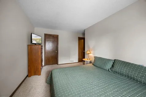 2227 Old County Road 34 Place Burnsville MN 55337