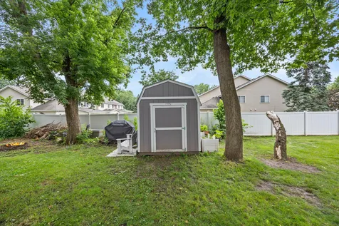 2227 Old County Road 34 Place Burnsville MN 55337
