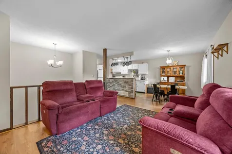 2227 Old County Road 34 Place Burnsville MN 55337