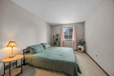 2227 Old County Road 34 Place Burnsville MN 55337