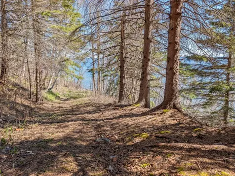 6076 Highway 61 Silver Bay MN 55614