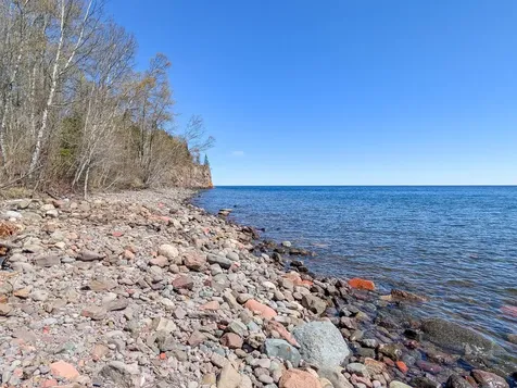 6076 Highway 61 Silver Bay MN 55614