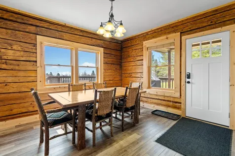 6076 Highway 61 Silver Bay MN 55614