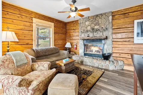 6076 Highway 61 Silver Bay MN 55614