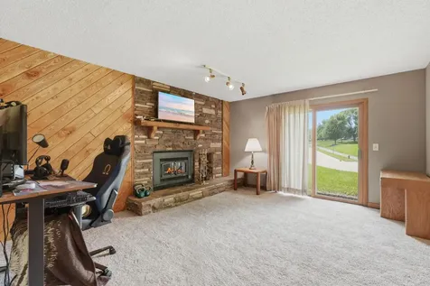 1589 Four Oaks Road Eagan MN 55121