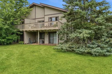 1589 Four Oaks Road Eagan MN 55121