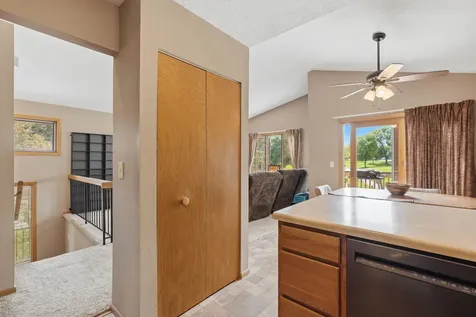 1589 Four Oaks Road Eagan MN 55121