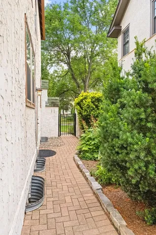 724 W 53rd Street Minneapolis MN 55419