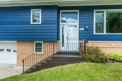 1125 N Burlington Avenue Fergus Falls MN 56537