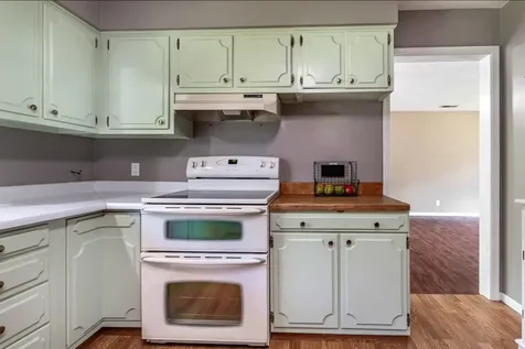 1125 N Burlington Avenue Fergus Falls MN 56537
