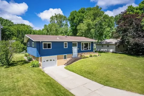 1125 N Burlington Avenue Fergus Falls MN 56537