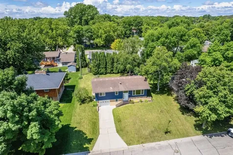 1125 N Burlington Avenue Fergus Falls MN 56537