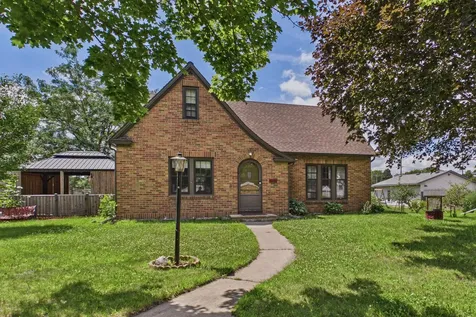 513 5th Street Gaylord MN 55334