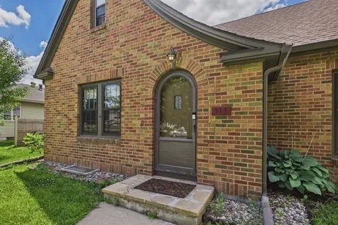 513 5th Street Gaylord MN 55334