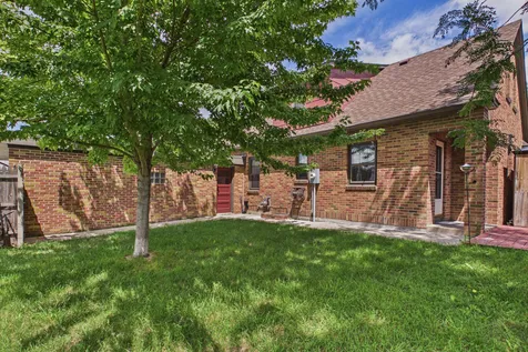 513 5th Street Gaylord MN 55334