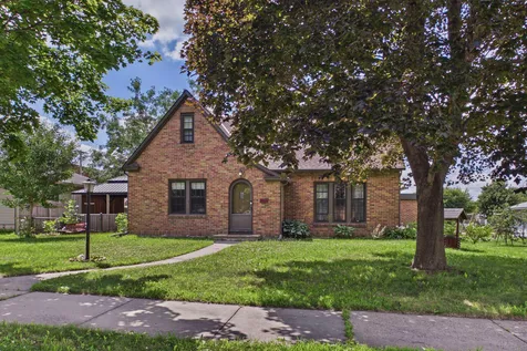 513 5th Street Gaylord MN 55334