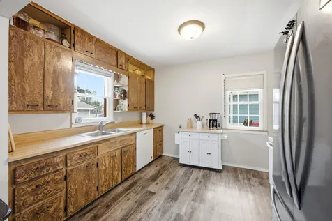 301 3rd Avenue N Casselton ND 58012
