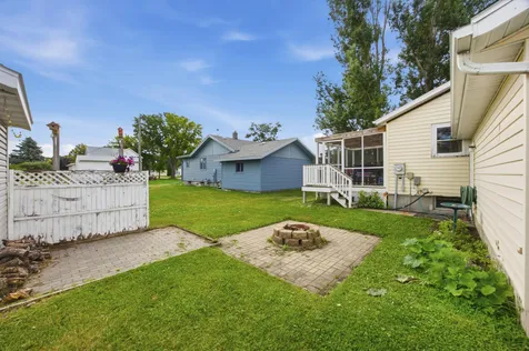 301 3rd Avenue N Casselton ND 58012
