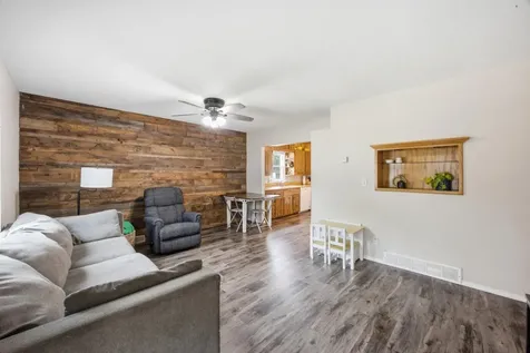 301 3rd Avenue N Casselton ND 58012
