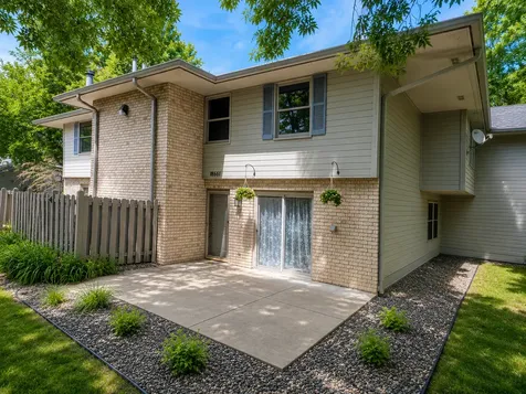 18661 Clear View Court Minnetonka MN 55345