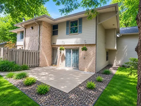 18661 Clear View Court Minnetonka MN 55345