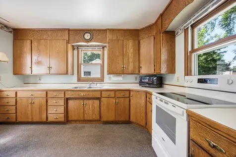 1319 12th Street N Fargo ND 58102