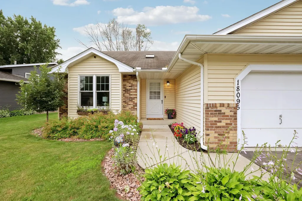 18095 Echo Drive Farmington MN 55024