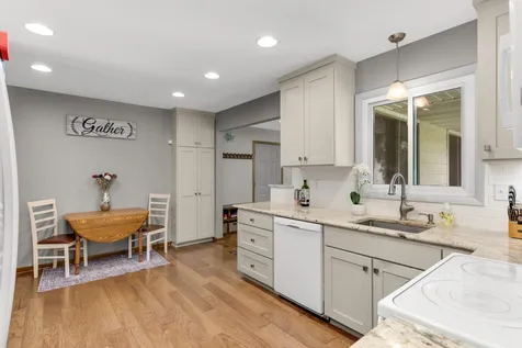 7660 Heritage Road Eden Prairie MN 55346