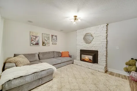 6912 Paiute Drive Edina MN 55439